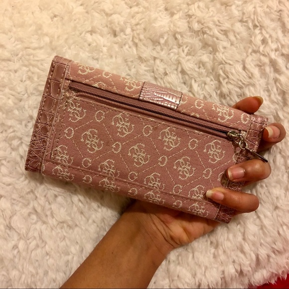 GUESS WALLET - Picture 4 of 4